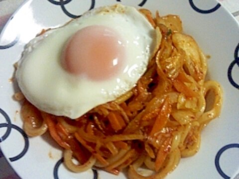 ☆キムチうどん☆焼肉のタレで味を決めよう♪